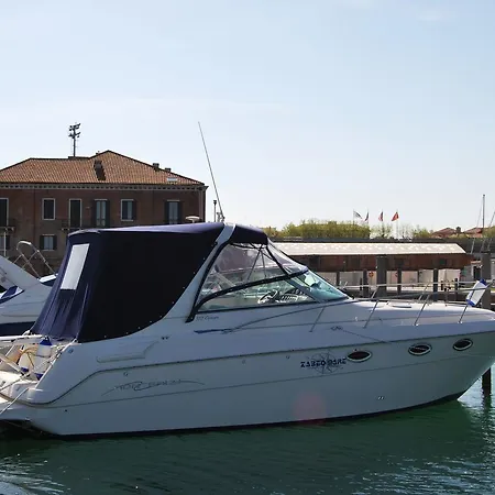 Boathotels Marina Sant'elena Hotel na wodzie *