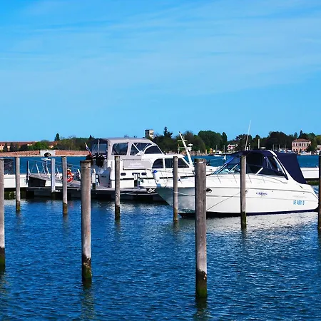 Boathotels Marina Sant'elena Hotel na wodzie Wenecja