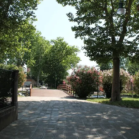 Boathotels Marina Sant'elena Botel