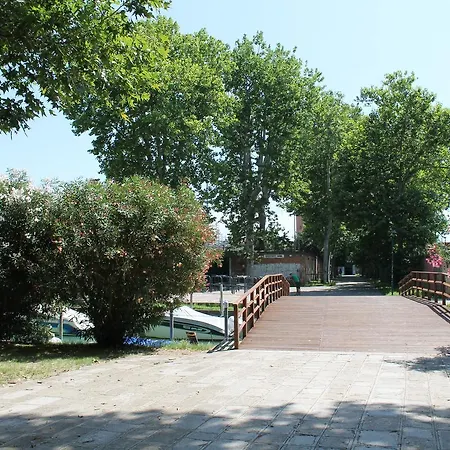 Hotel na wodzie Boathotels Marina Sant'elena *