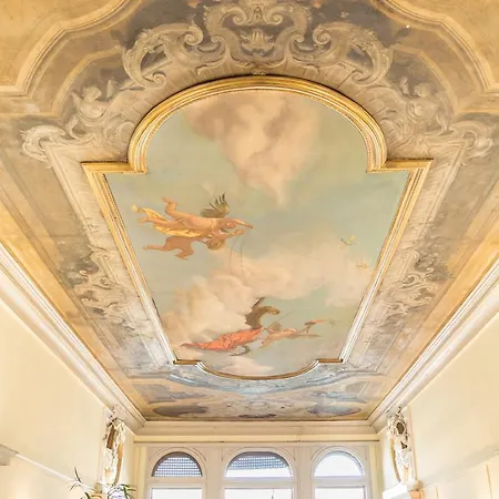 Grand Canal Palace With Lift Apartment Venice