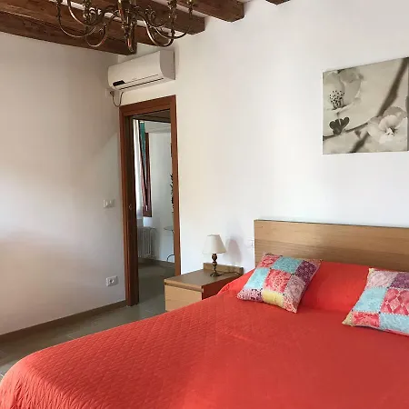 Guest house Ca' Fondamenta 2*