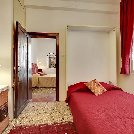 Ca' Badoer Frari Apartment *