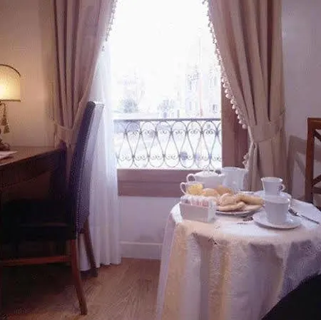 로칸다 델 게토 3*