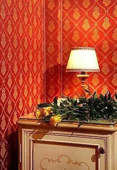Mignon Venecia
