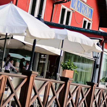 Hotel Laguna