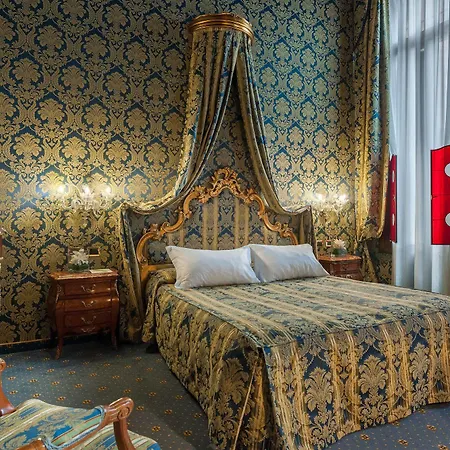 Al Ponte Antico Hotel 4*