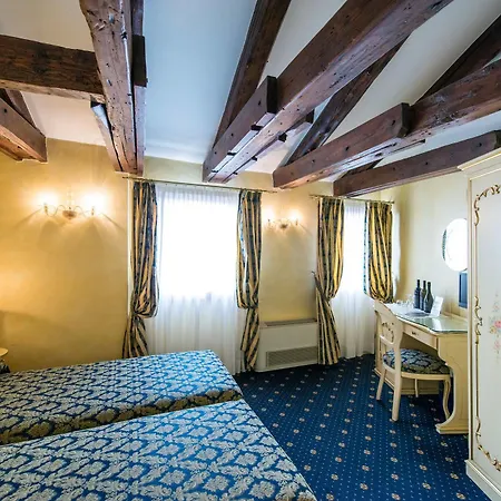 Ca' Zose 3* Venedig