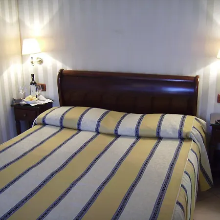 Hotel Hesperia 3*