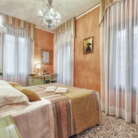 Firenze Hotel 3*