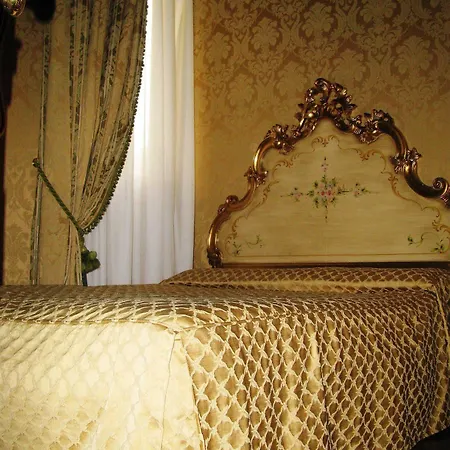 Belle Epoque Venice