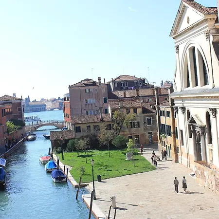 Palazzo Guardi 3*