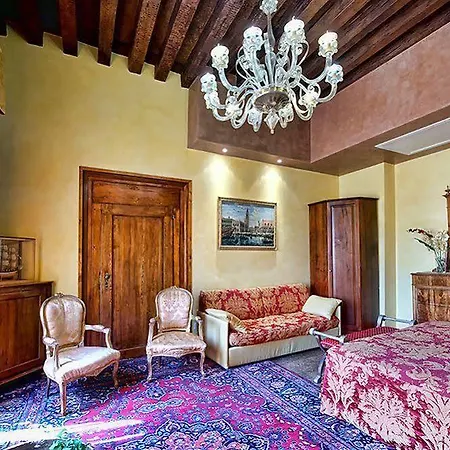 Pensjonat Palazzo Odoni 3*