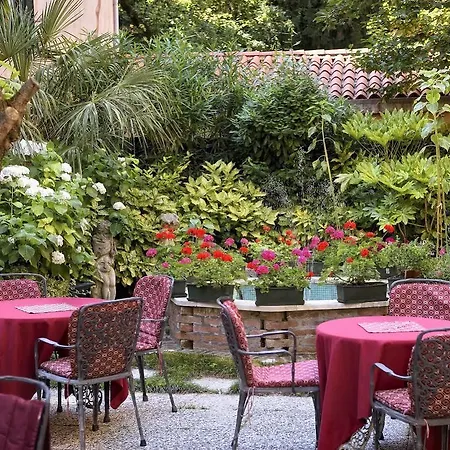Hotel Amadeus