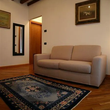 Salmaso Apartments