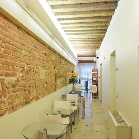 Al Tiepolo Hotel