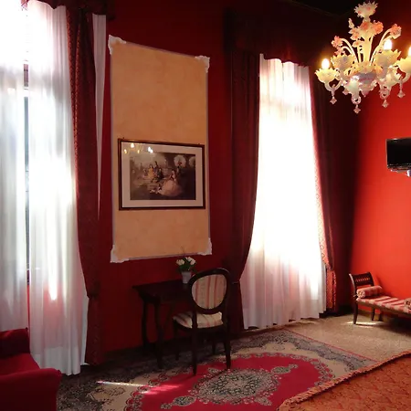 Lion Morosini Palace Hotel Venice