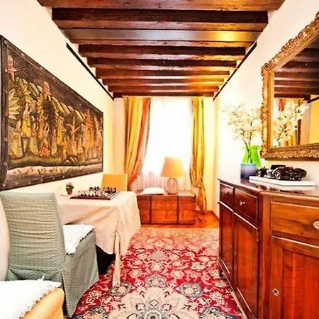 Hotel Residenza Ai Giardini 2*