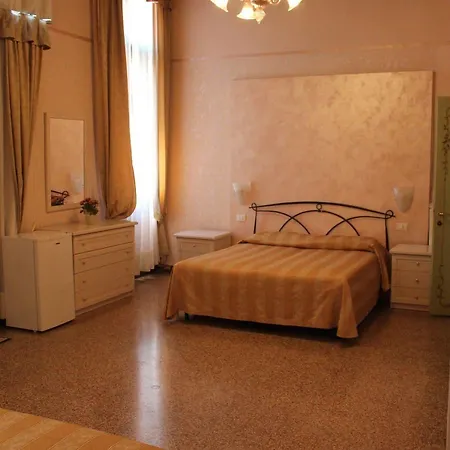 Lion Morosini Palace * Venice