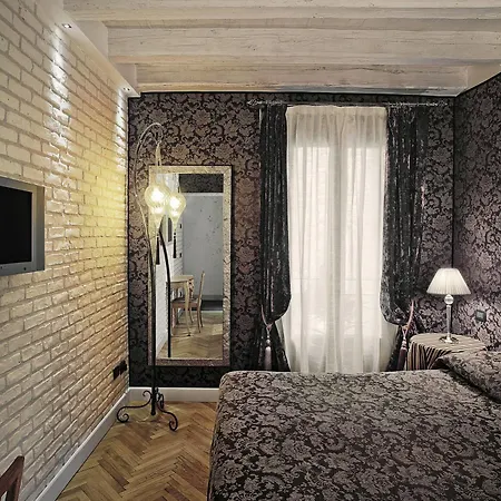 Bed & Breakfast Bloom Settimo Cielo