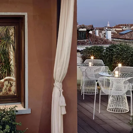 Bed & Breakfast Bloom Settimo Cielo