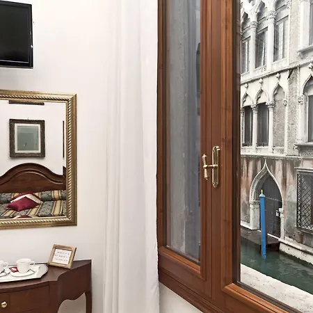 阿拉法瓦酒店 酒店
