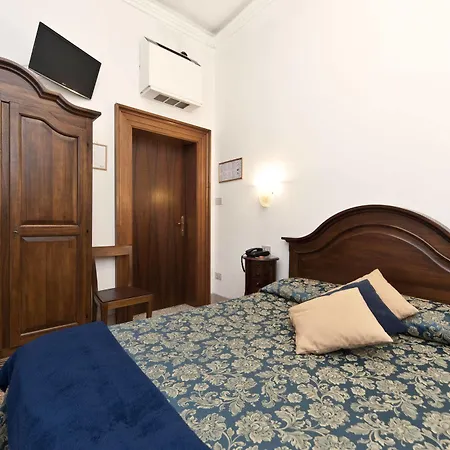 Fava 2* Venice