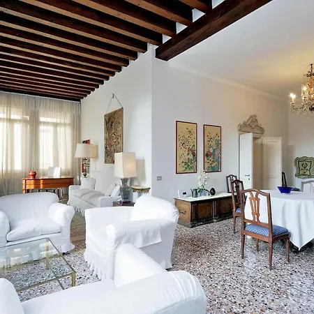 Palazzo Nani Bernardo - My Extra * Venice