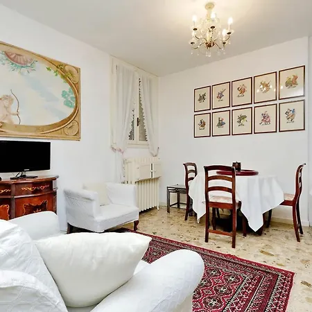 Apartment Palazzo Nani Bernardo - My Extra