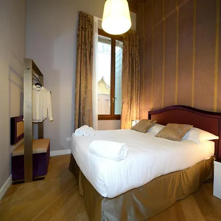 Hotel apartamentowy La Fenice 2*