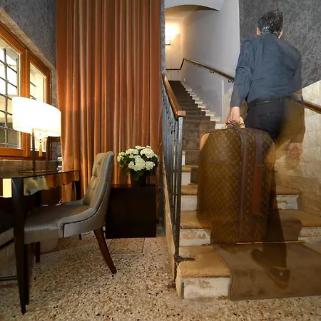 La Fenice Hotel apartamentowy Wenecja