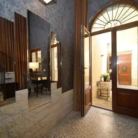 La Fenice 2*