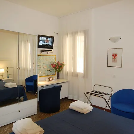 Santa Margherita 3* Venice