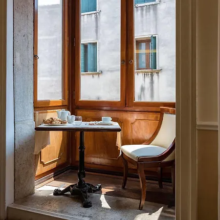 Dell'opera Venetië