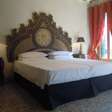 Guest house La 818 *