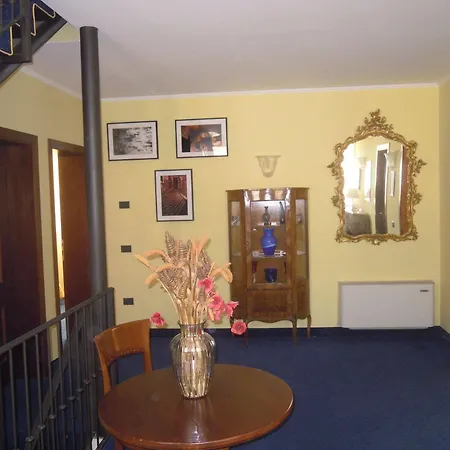 Alloggi Marinella Gasthof 3*