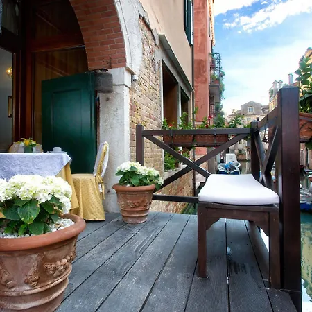 Bed & Breakfast Vite Dorata 3*