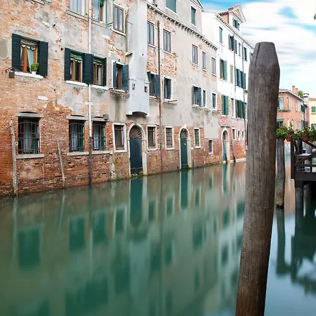 Bed and breakfast Vite Dorata 3*