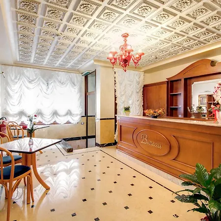Domus Cavanis Hotel 3*
