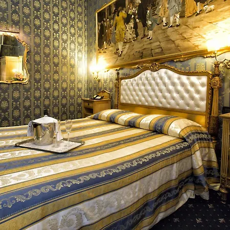 Noemi Hotel