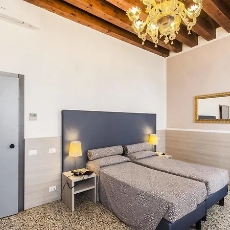 Foresteria Levi 2* Venise