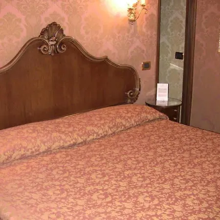 Hotel Lisbona 3*