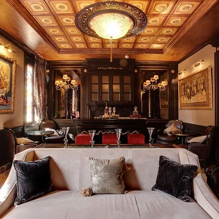 Moresco Hotel