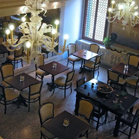 Ca' Centopietre 3* Venice