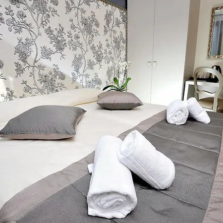 Rio Hotel 2*