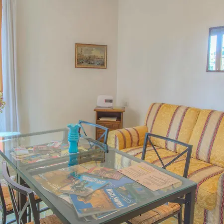 De L'osmarin Suites Penzion 3*