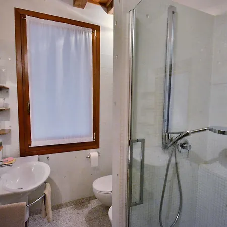 Ve.n.i.ce. Cera Casa De La Vida Apartment *