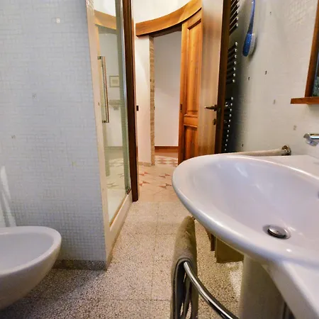 Ve.n.i.ce. Cera Casa De La Vida