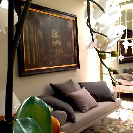 Joseph Apartment *