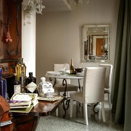 Joseph Apartment Venice